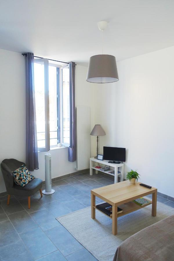 Maison Carrée/Coeur historique de Nîmes - Superbe Appt 55m² Exterior foto
